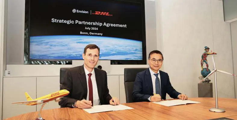 Tobias Meyer, CEO at DHL Group, and Lei Zhang, chairman of Envision Group