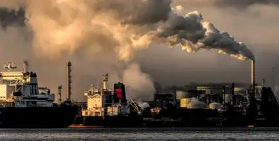smoke_emitting_from_a_facility
