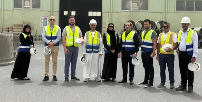 Officials_visiting_Qatar