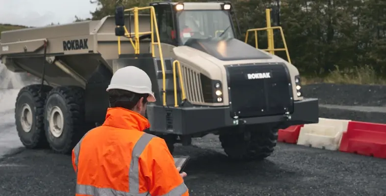 A_Rokbak_machine