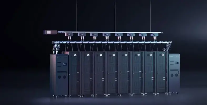 Vertiv_coolCenter_immersion_cooling_system